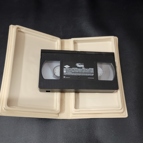 Disney The Rescuers Down Under Vintage VHS - Picture 4 of 4